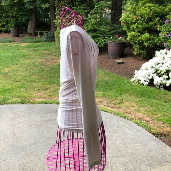 Long sleeved cotton top - Picture 2 of 3